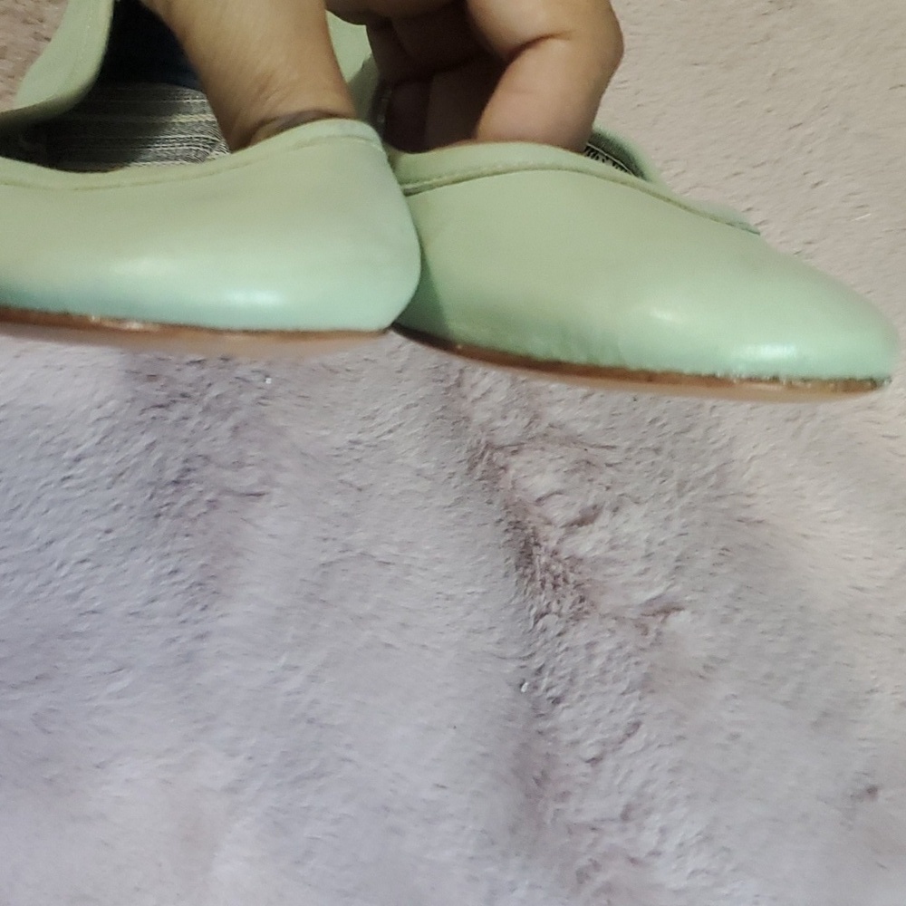 Coach August Leather Comfort Slip On Ballet Flats Light Green Size 6 - Picture 10 of 10